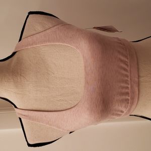 Nwt, Victoria's Secret pink sports bra.